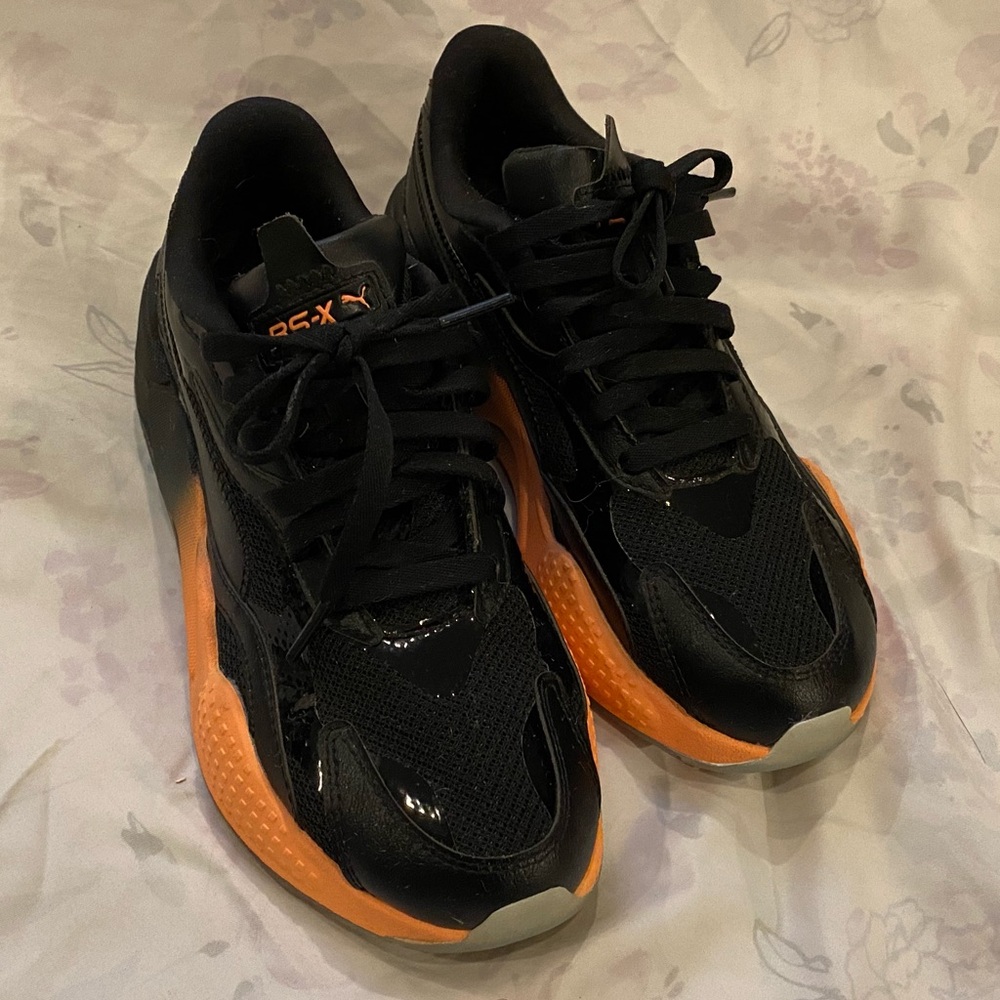 Puma Sneakers